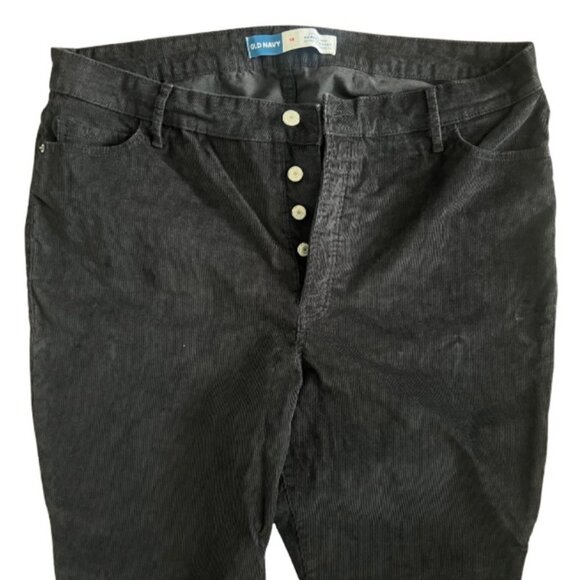 Old Navy Extra High-Rise Kicker Boot-Cut Corduroy Pants – Size 18 - Picture 2 of 3